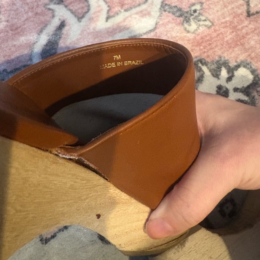 Everlane Brown Leather and Wood Wedge Mules, size 7 - Picture 11 of 12